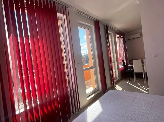 A Tiny Flat Appartement *